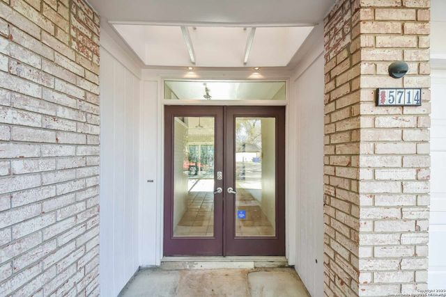 5714 Woodcraft, San Antonio, TX 78218