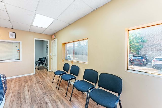 2051 N Cicero Avenue, Chicago, IL 60639