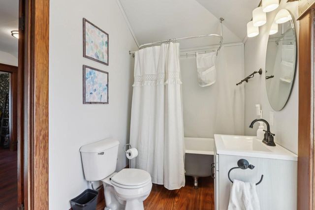 108 Grove AVENUE, Genoa City, WI 53128