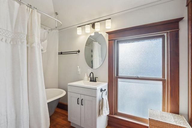 108 Grove AVENUE, Genoa City, WI 53128