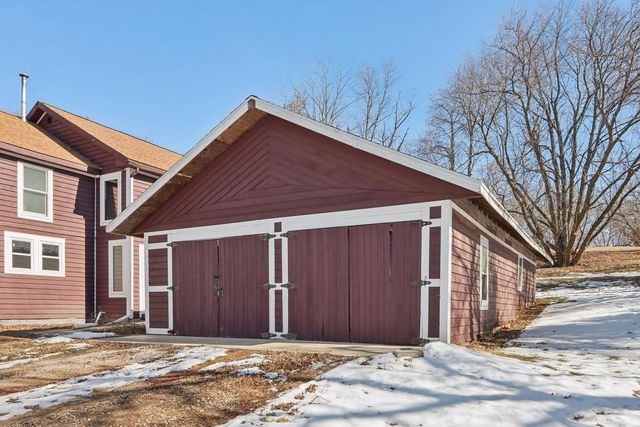 108 Grove AVENUE, Genoa City, WI 53128