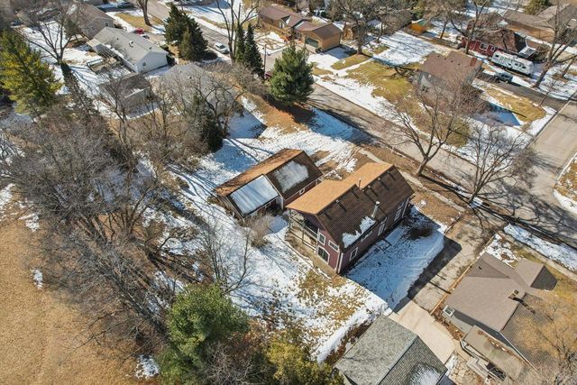 108 Grove AVENUE, Genoa City, WI 53128