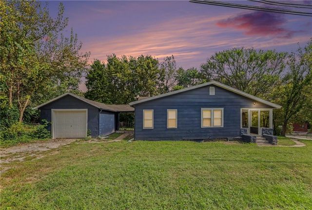 2000 E 82nd Street, Kansas City, MO 64132