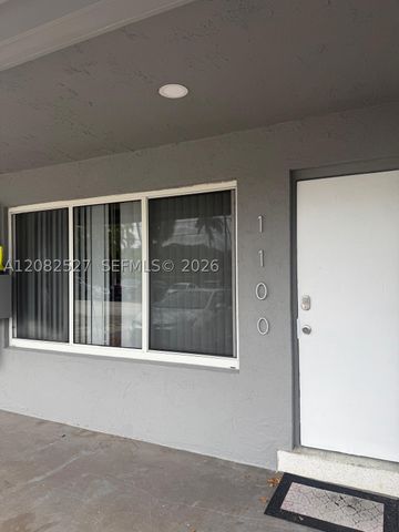 1100 NE 18th Ct 1-8, Fort Lauderdale, FL 33305