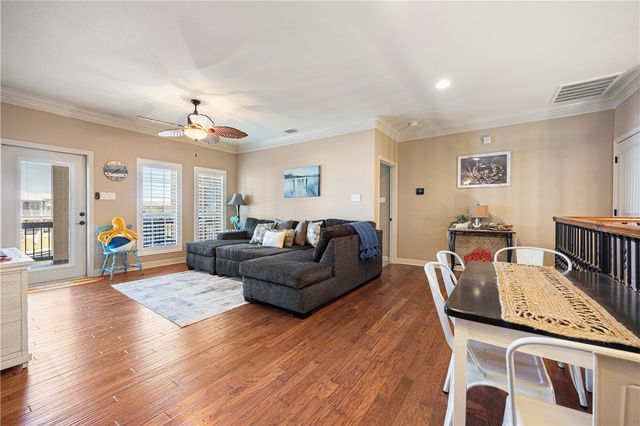 13834 Captains Row, Corpus Christi, TX 78418