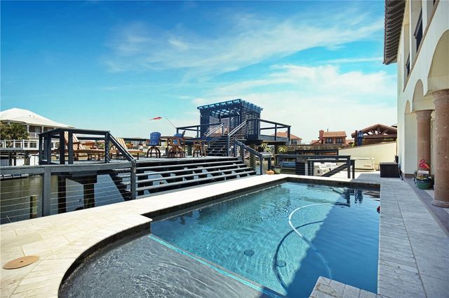 13834 Captains Row, Corpus Christi, TX 78418