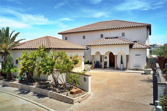 13834 Captains Row, Corpus Christi, TX 78418