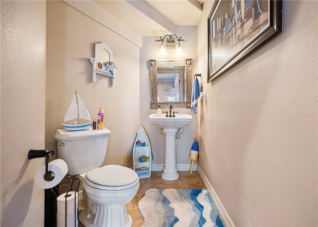 13834 Captains Row, Corpus Christi, TX 78418