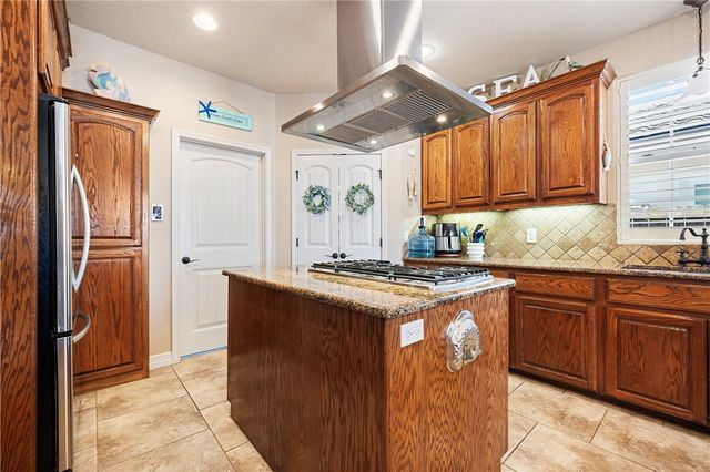 13834 Captains Row, Corpus Christi, TX 78418