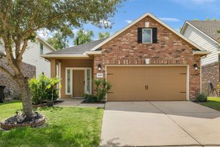 9420 Savannah Holly Drive, Houston, TX 77075