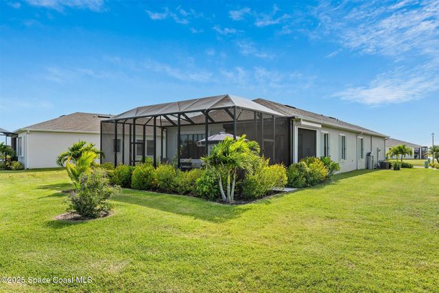 1942 Great Belt Circle, Melbourne, FL 32940