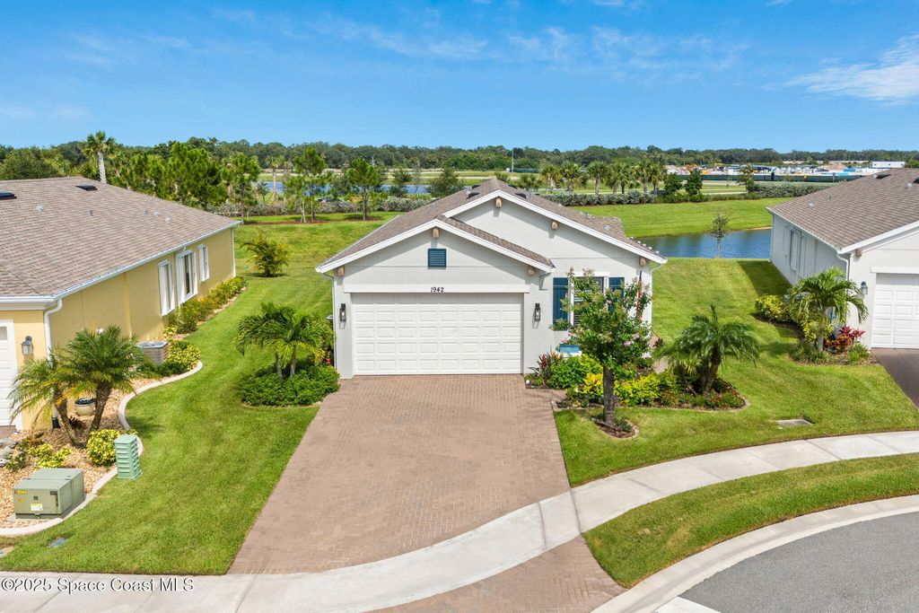 1942 Great Belt Circle, Melbourne, FL 32940