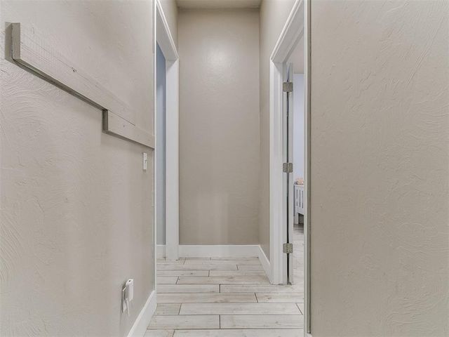 4949 Penn Place Drive, Edmond, OK 73025