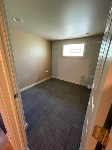 325 Columbia Avenue, Des Plaines, IL 60016