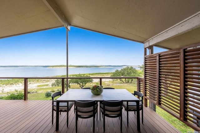 1482 Stagecoach, Canyon Lake, TX 78133