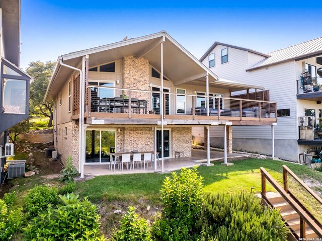 1482 Stagecoach, Canyon Lake, TX 78133