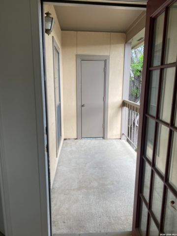 11839 Parliament St Apt 221, San Antonio, TX 78216