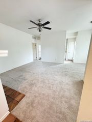 11839 Parliament St Apt 221, San Antonio, TX 78216