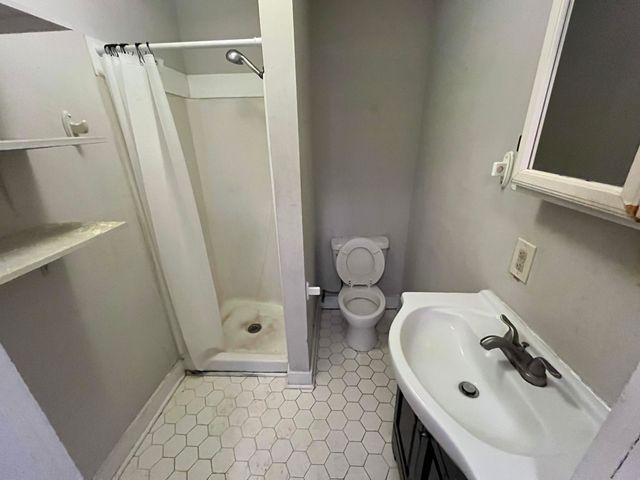 160 Coming Street, Charleston, SC 29403