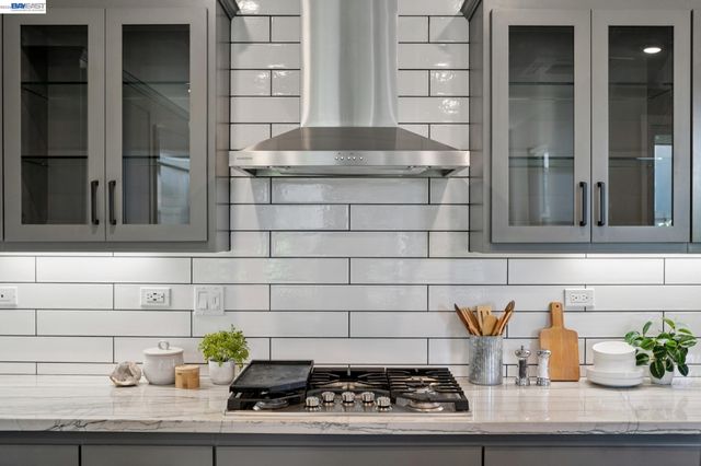 2940 Sanor Pl 105, Santa Clara, CA 95051