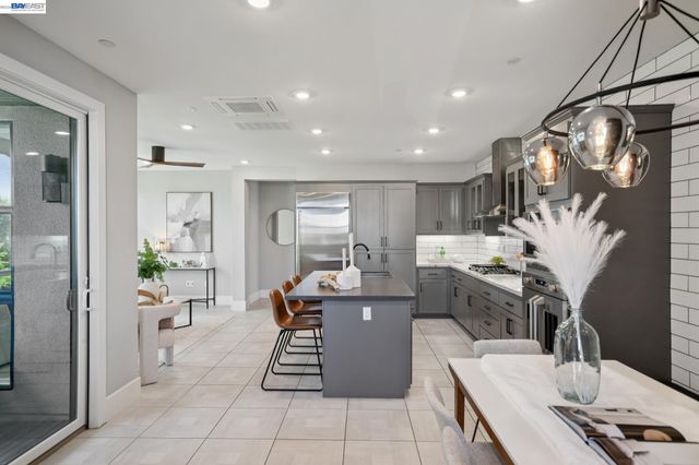 2940 Sanor Pl 105, Santa Clara, CA 95051