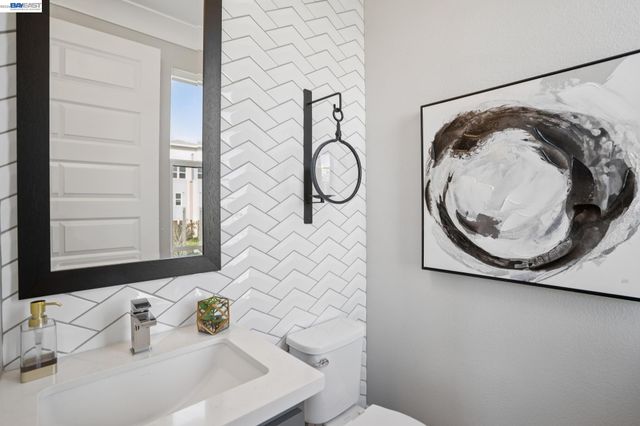 2940 Sanor Pl 105, Santa Clara, CA 95051