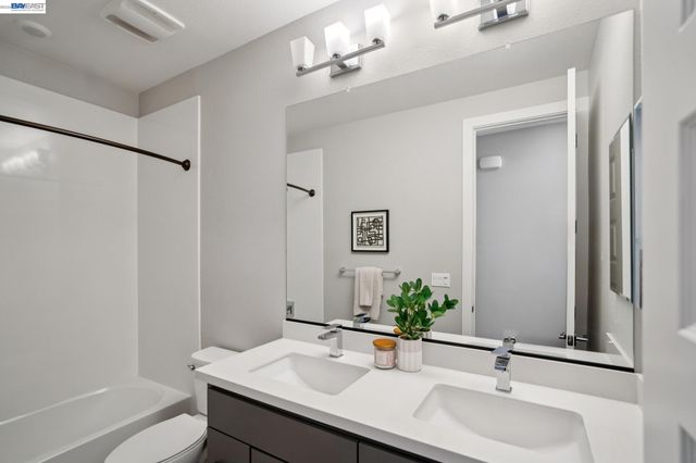 2940 Sanor Pl 105, Santa Clara, CA 95051
