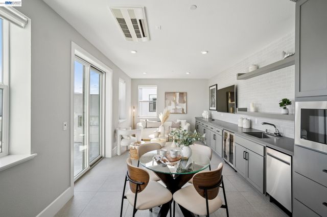 2940 Sanor Pl 105, Santa Clara, CA 95051