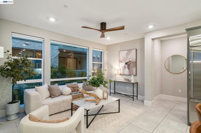 2940 Sanor Pl 105, Santa Clara, CA 95051