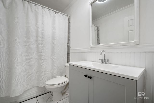 2214 S Hillwood Drive, Mobile, AL 36605