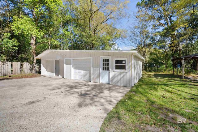 2214 S Hillwood Drive, Mobile, AL 36605
