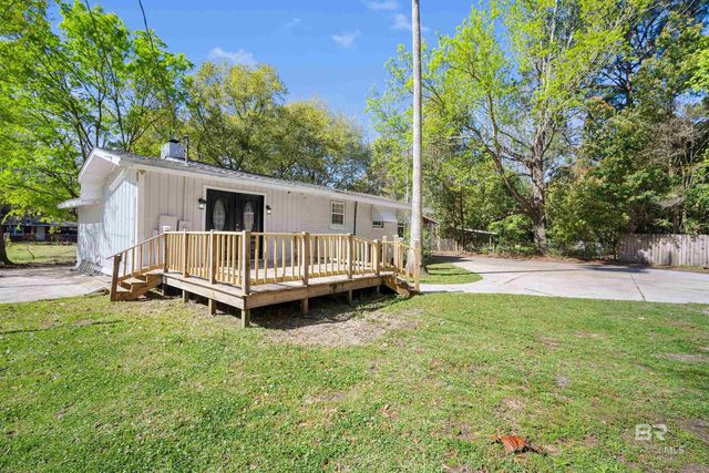 2214 S Hillwood Drive, Mobile, AL 36605