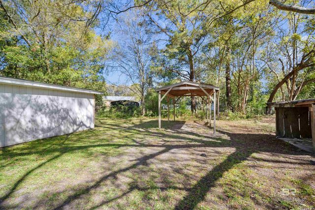 2214 S Hillwood Drive, Mobile, AL 36605