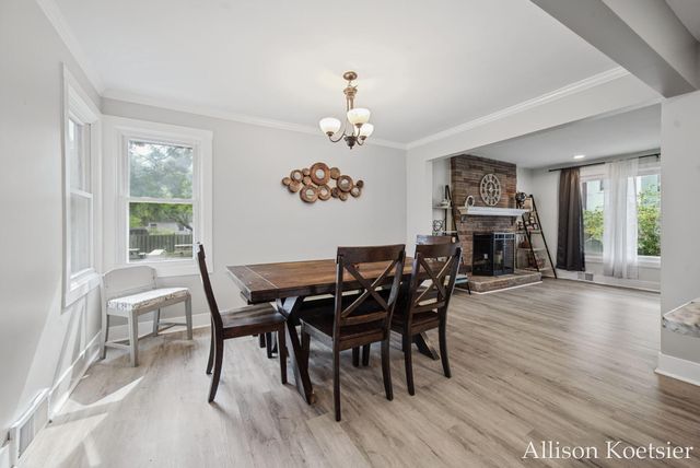 910 Mulford Drive SE, Grand Rapids, MI 49507