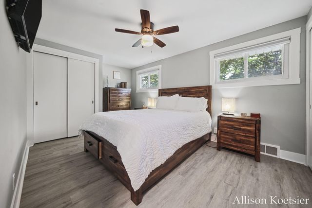 910 Mulford Drive SE, Grand Rapids, MI 49507