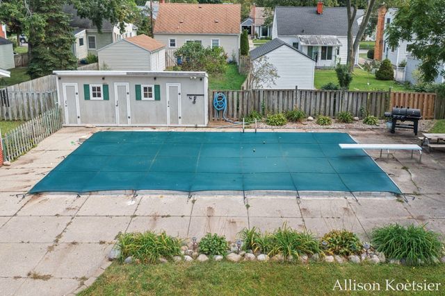 910 Mulford Drive SE, Grand Rapids, MI 49507