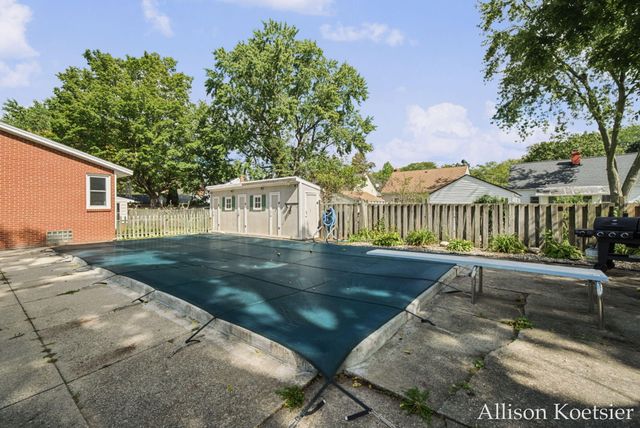 910 Mulford Drive SE, Grand Rapids, MI 49507