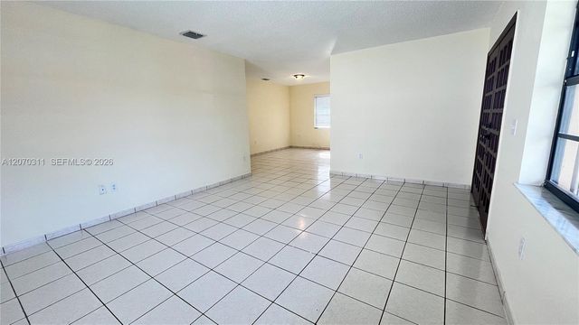 2820 SW 25th Street 2820, Miami, FL 33133