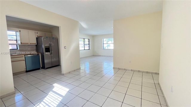 2820 SW 25th Street 2820, Miami, FL 33133
