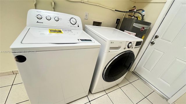 2820 SW 25th Street 2820, Miami, FL 33133
