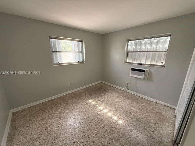 1960 NW Flagler Ter 1, Miami, FL 33125