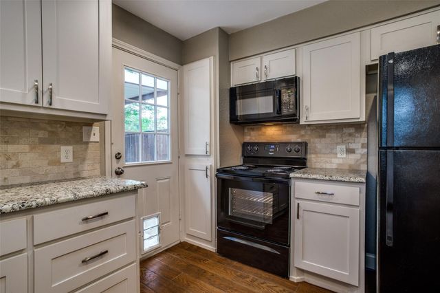 2917 Penny Lane, Euless, TX 76039