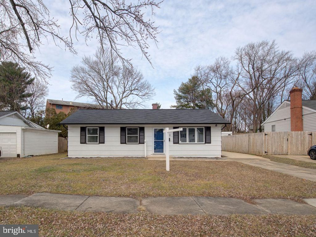 208 PARKHOLME CIR, Reisterstown, MD 21136