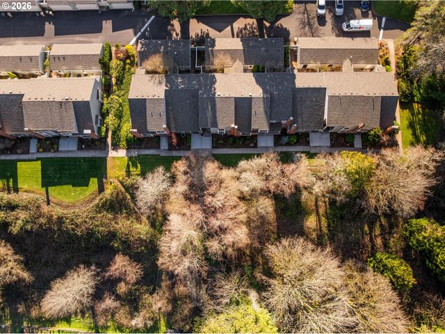 1764 BONNIEBRAE Dr, Lake Oswego, OR 97034