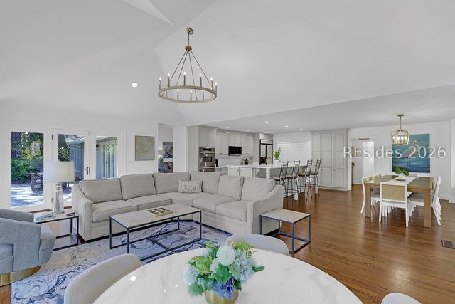 7 Red Maple Rd, Hilton Head Island, SC 29928