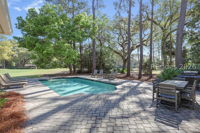 7 Red Maple Rd, Hilton Head Island, SC 29928
