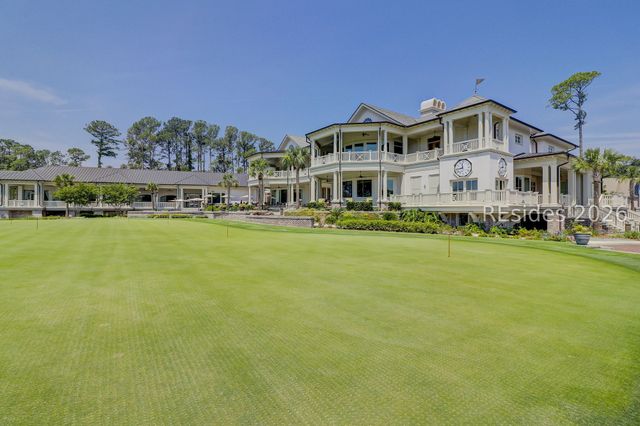 7 Red Maple Rd, Hilton Head Island, SC 29928