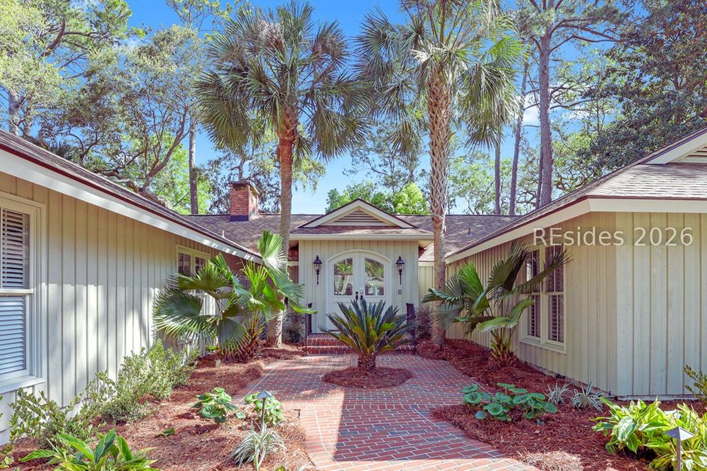 7 Red Maple Rd, Hilton Head Island, SC 29928