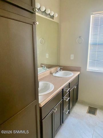 1230 Lea Ranch Drive, Las Cruces, NM 88012