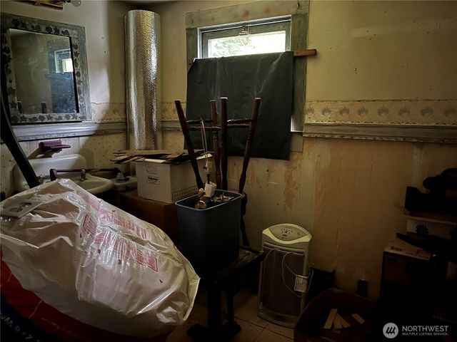 5716 Wetmore Avenue, Everett, WA 98203